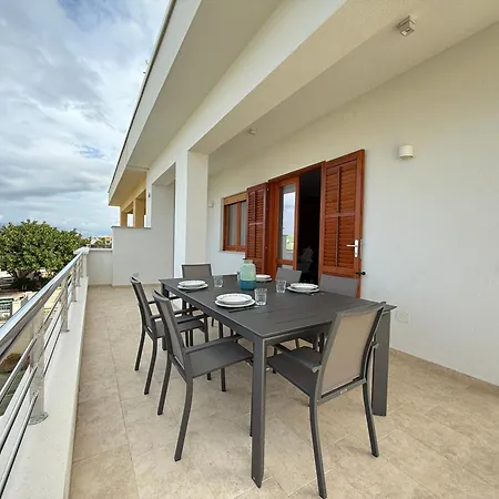 Apartment Brezza Marina Apartment, 50 Mt Dalla Alcamo
